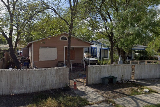 San Antonio Fire Crews Investigate Second Blaze at Abandoned Home Amid Arson Probe