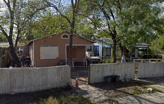 San Antonio Fire Crews Investigate Second Blaze at Abandoned Home Amid Arson Probe