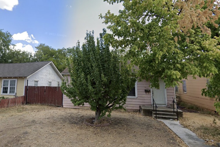 San Antonio House Fire on Edison Drive Displaces Two Residents, Causes $40,000 in Damages