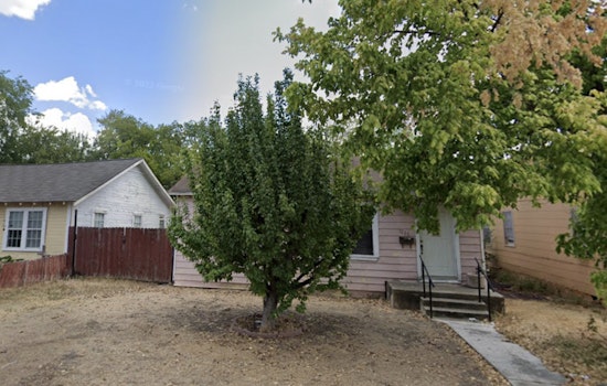 San Antonio House Fire on Edison Drive Displaces Two Residents, Causes $40,000 in Damages