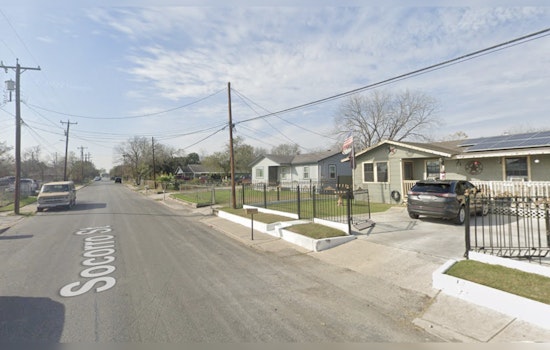 San Antonio Man Foils Car Theft by Diving into Vehicle and Fighting Armed Suspect