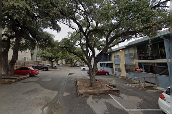 San Antonio Police Investigate After Woman Found Shot Dead, Blood-Covered Man in Custody at Oak Creek Apartments