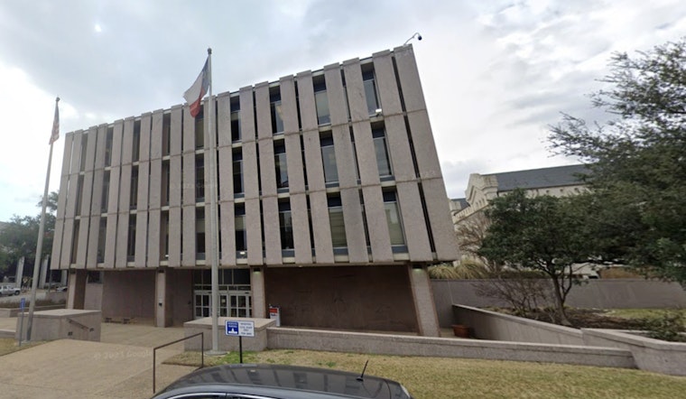 San Antonio Prepares for Future Migrant Surges as Federal Aid Uncertainty Looms Amidst Controversial Border Control Tactics