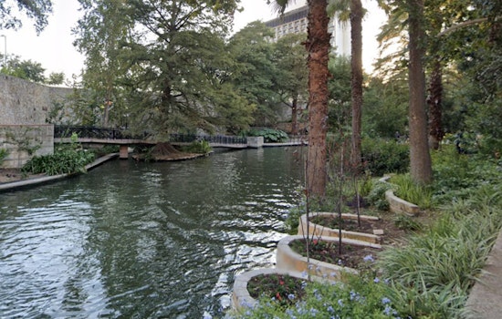 San Antonio River Walk Undergoes Biennial Clean-Up to Maintain Tourist Attraction's Luster
