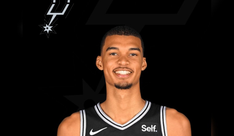 San Antonio Sensation Victor Wembanyama Towers Over NBA Rookie of the Year Race
