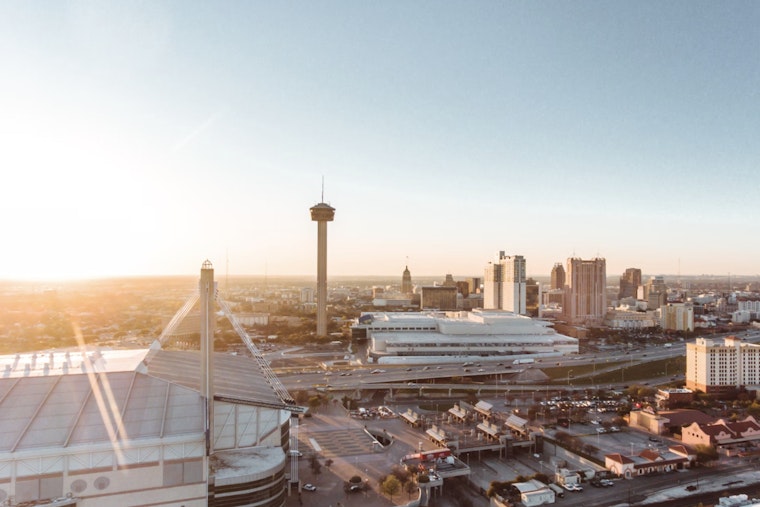 San Antonio Weather, Sunny Days with Occasional Gusty Winds Expected This Week