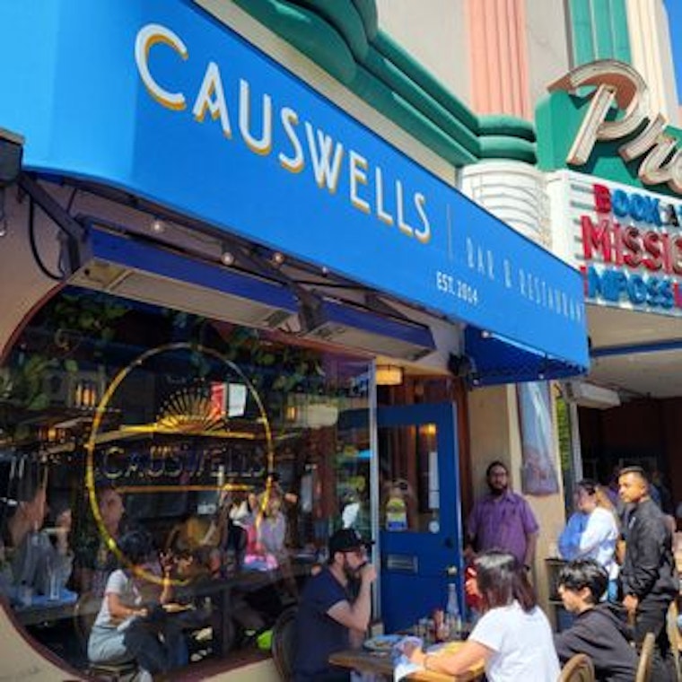 San Francisco's Causwells Mixes Innovation with Gin in New 30-Minute Soufflé Cocktail Craze