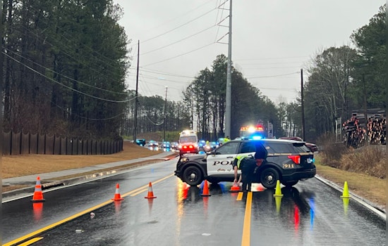 Serious Injuries Reported in Kennesaw Car Crash, Baker Road Shut Down for Investigation