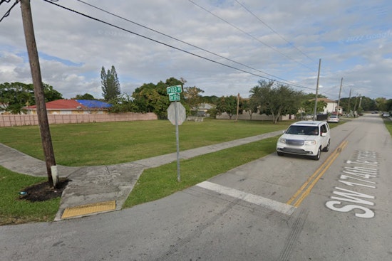 Southwest Miami-Dade Community Seeks Answers After Pregnant Woman Found Dead in Field