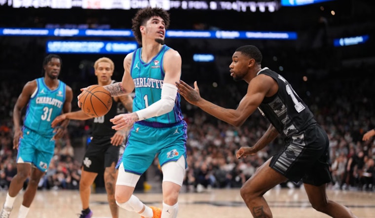Struggling Spurs Hosts Hornets in Battle for Revival at Frost Bank Center