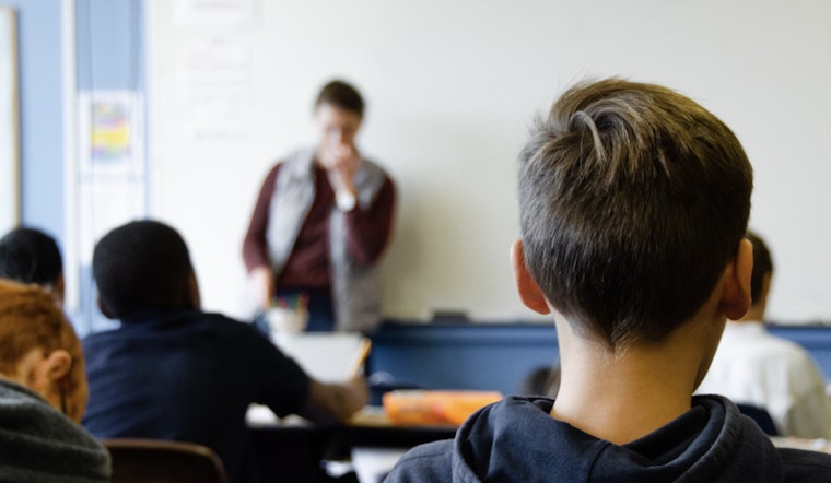 Superintendent Tom Horne Challenges Bilingual Education in Arizona, Lawsuit Questions State Law & Student Benefit