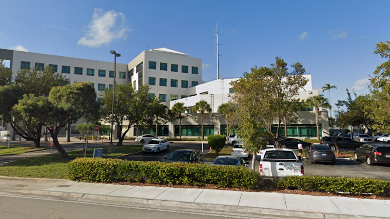 Suspected Gunman Injured, Detained After Standoff and Deputy-Involved Shooting in Weston