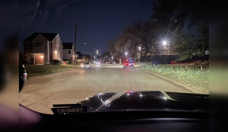 Teenager Shot in Arm in Northwest Houston, Assailants at Large
