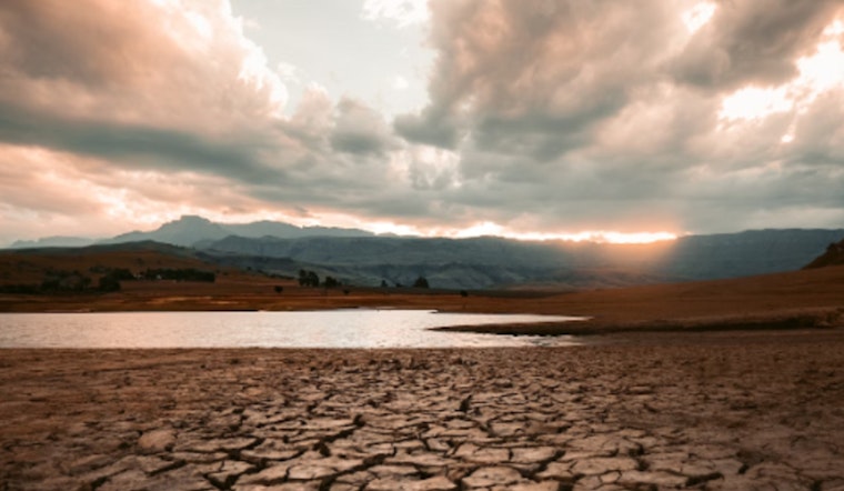 Texas Braces for El Niño-Inspired Deluge, While South Africa Battles Dry Spell
