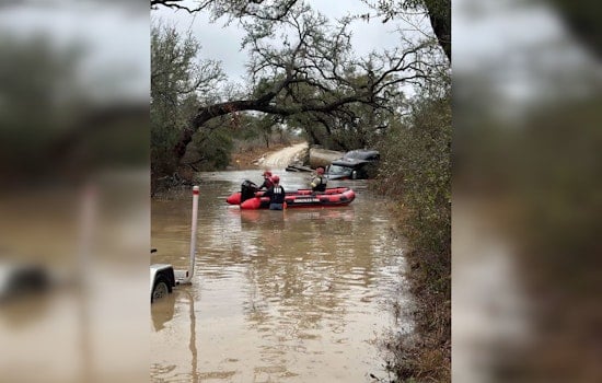 Texas Mobilizes Over 800 Responders, Boats for Flood Crisis as TDEM Calls for Public Vigilance