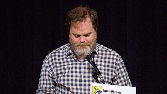 'The Office' Star Rainn Wilson Cherishes Fan's Deeply Personal Note at Portland Airport