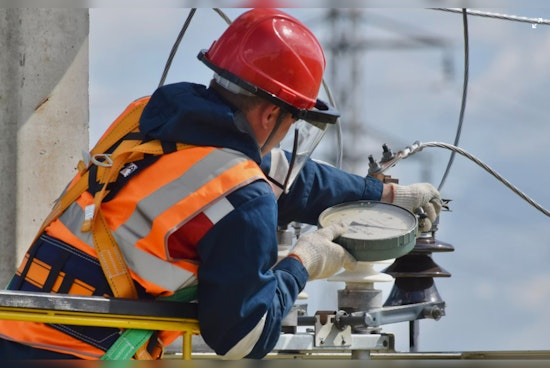 Thousands in Georgia and South Carolina Await Restoration of Power after Severe Storm Outages