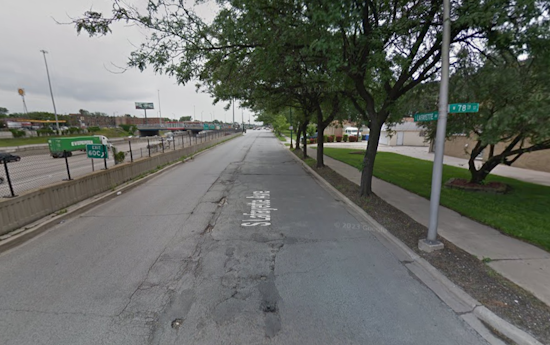 Uber Driver Robbed and Assaulted by Passengers in Chicago's Chatham Neighborhood