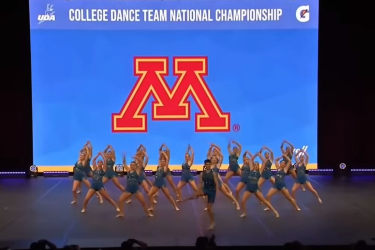 University Of Minnesota Dance Teams Dream On Routine Goes Viral 