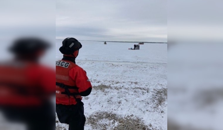 US Coast Guard and Local Teams Rescue 20 Fishermen Adrift on Lake Erie Ice Floe Near Ohio