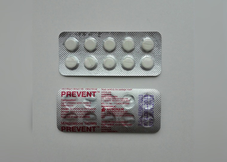 U.S. Sees Surge in Advance Abortion Pill Stockpiling Amid Legal Tumult