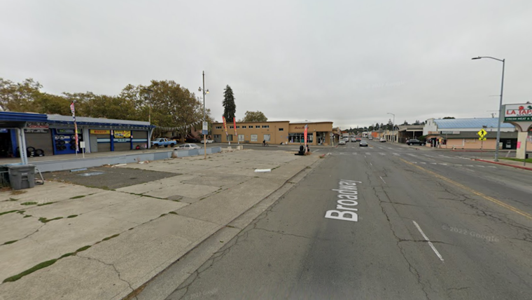 Vallejo Robbery Suspect Busted Hiding in Doghouse, Thanks to Alert Locals and Police Teamwork