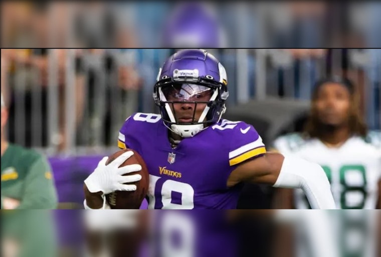 Vikings Confront Offseason Challenges: QB Dilemma, Flores' Future, and Jefferson's Contract