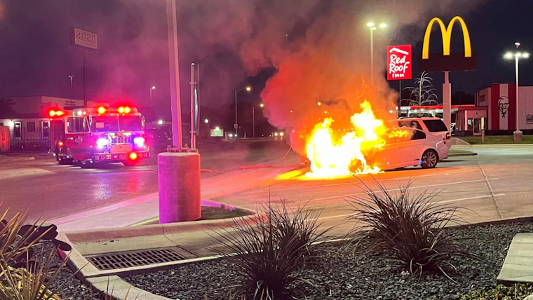 White Settlement Police Manage Traffic After Early Morning Car Fire, No Injuries Reported