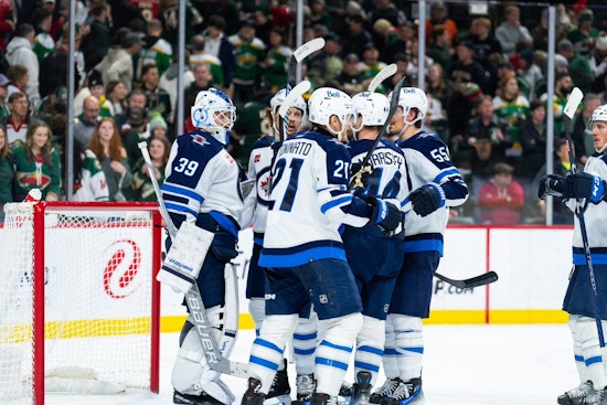 Winnipeg Jets Edge Out Minnesota Wild 3-2, Overshadow Fleury's 1,000th Game