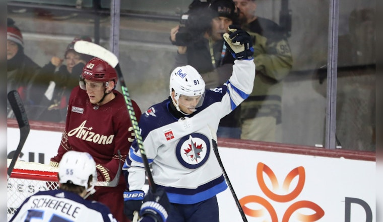 Winnipeg Jets Extend Remarkable Points Streak to 12 with 6-2 Victory Over Arizona Coyotes