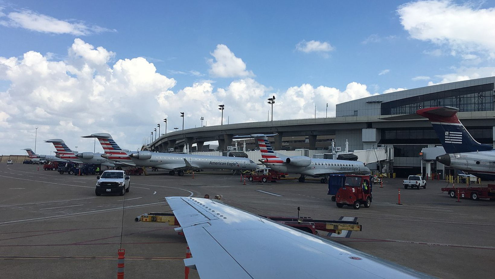 Winter Weather Woes Over 2 000 Flights Canceled in U.S. Dallas Fort