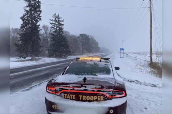 Wintry Blast Prompts Over 200 Crashes in Minnesota, Two Fatalities Reported 