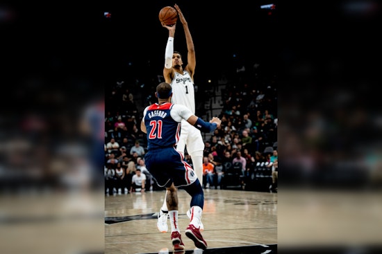Wizards Outlast Spurs 118-113, Ending San Antonio’s Win Streak Despite Wembanyama's Double-Double
