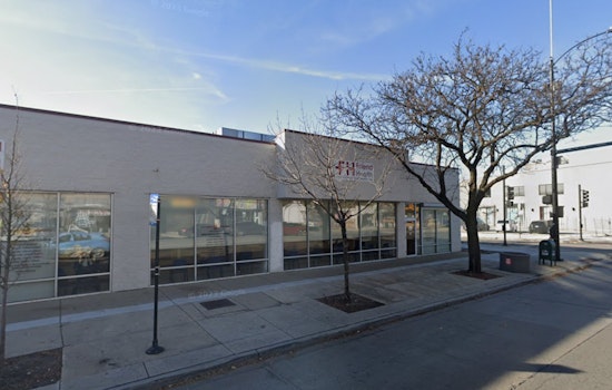 Woman Fatally Shot in Domestic Dispute at Chicago Business, Man in Custody