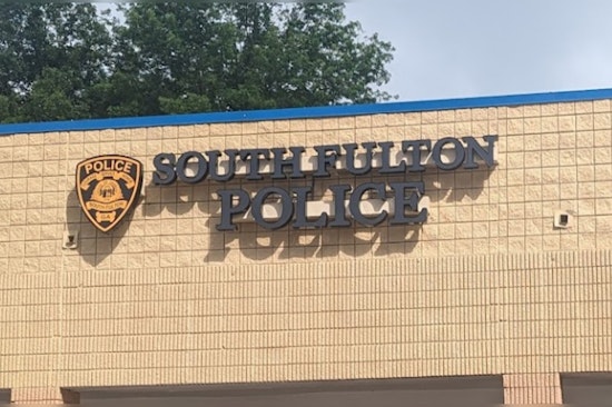 Woman Fatally Struck, Ejected Off I-20 Overpass in Fulton County Amid Series of Traffic Incidents