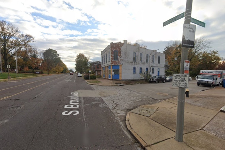 19-Year-Old Critically Injured in Domestic Shooting Involving Grandfather in Saint Louis