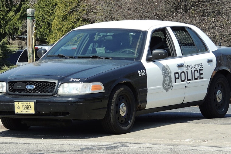 20-Year-Old Driver Dies in Hit-and-Run Collision in Milwaukee as Police Search for Suspect