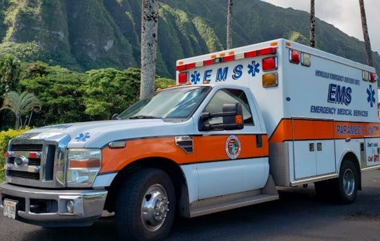 23-Year-Old Motorcyclist in Critical Condition After Likelike Highway Crash in Honolulu