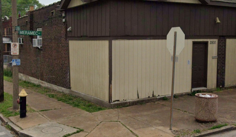 Armed Robbery in Dutchtown Leaves St. Louis Man Without Cash, Suspect at Large
