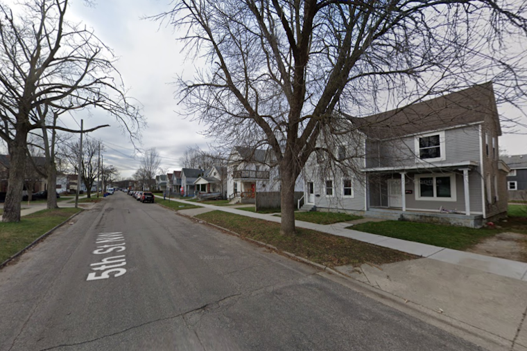 Armed Robbery Suspect Detained After Standoff with Grand Rapids Police