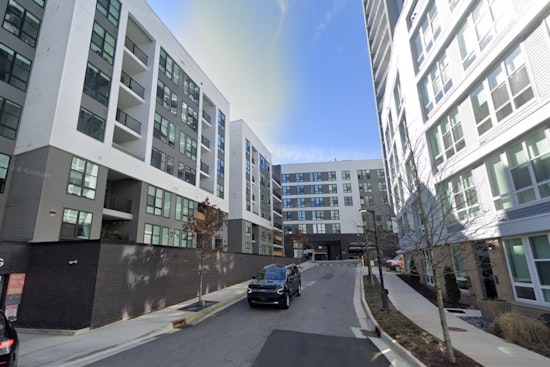 Atlanta Police Investigate Fatal Stabbing in Busy Buckhead District with One Detained for Questioning