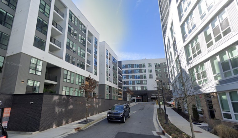 Atlanta Police Investigate Fatal Stabbing in Busy Buckhead District with One Detained for Questioning