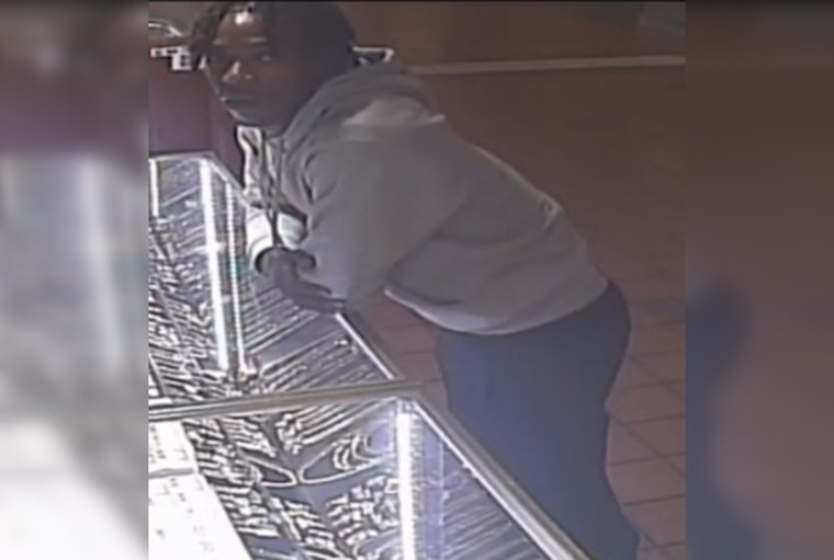 Atlanta Police Seek Public's Help in Identifying Suspects in $14K Jewelry Heist at Greenbriar Mall