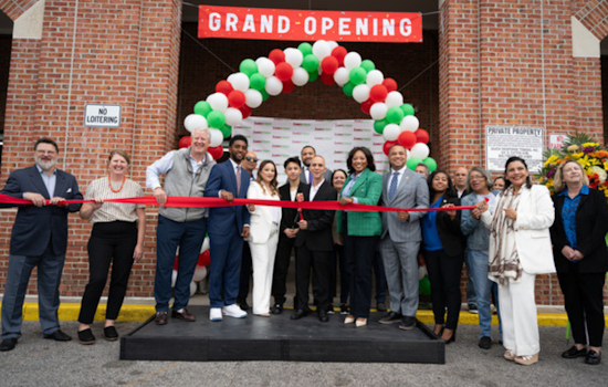 Baltimore's Fight Against Food Deserts, New JumboFresh Supermarket Opens in Mount Clare Junction with Mayor Scott's Support
