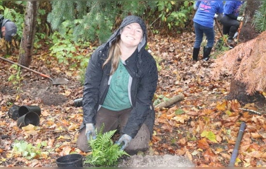 Bellevue Invites Community to Participate in Native Tree Planting Event for Arbor Day at Lewis Creek Park