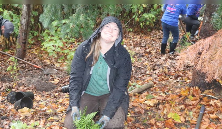 Bellevue Invites Community to Participate in Native Tree Planting Event for Arbor Day at Lewis Creek Park