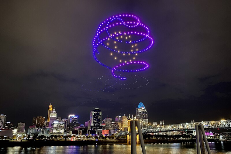 Blink Cincinnati Ignites the City with Light Art Extravaganza Across 30 Blocks