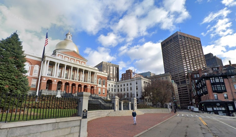 Boston Welcomes Mild Autumn Week with Sunny Skies and Limited Rain Chances
