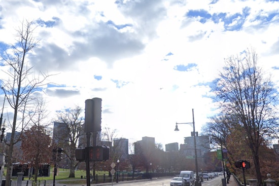 Bostonians to Bask in Unseasonable 80-Degree Halloween Heat, Brisk Winds on the Horizon