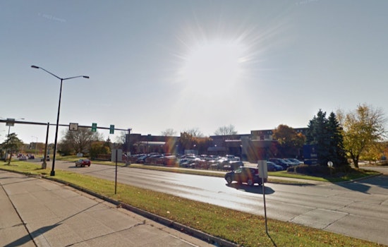 Brisk Winds and Sunny Skies: Milwaukee Embraces Typical Fall Weather